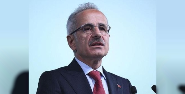 Uraloğlu: Güneş enerjisiyle hızlı tren üretiminde enerji maliyetleri düşürülecek