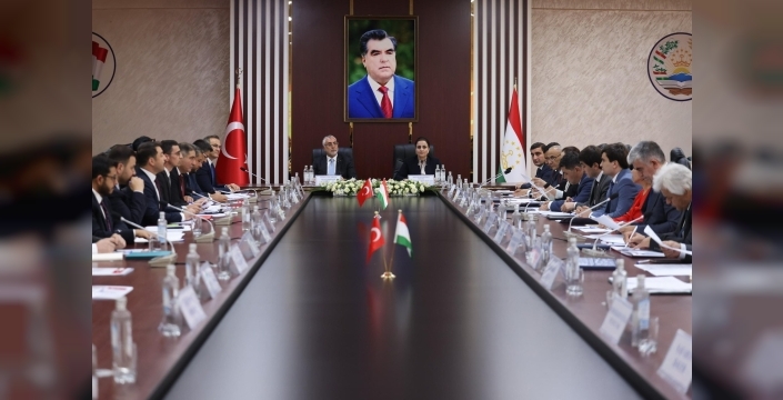 Vedat Işıkhan, Tacikistan'da Türkiye-Tacikistan Ortak Çalışma Komitesi toplantısına katıldı