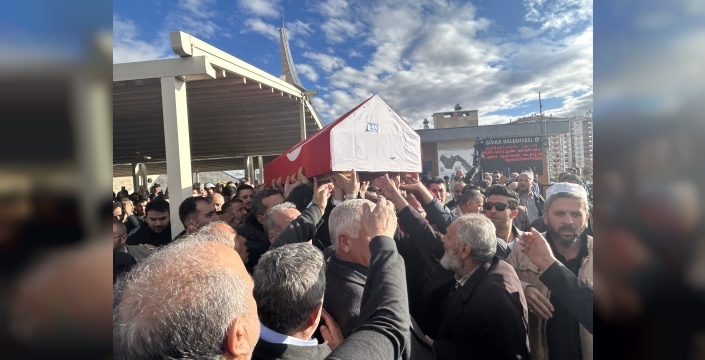 Yavuz Bülent Bakiler, Sivas'ta vasiyeti üzerine toprağa verildi