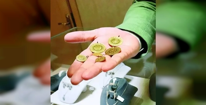 Altın fiyatlarındaki tarihi yükseliş Kapalıçarşı'yı vurdu: Gram altın 5 bin 500 lirayı aştı