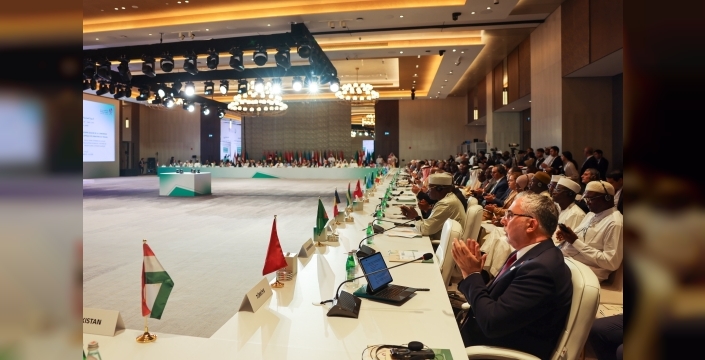 Bakan Işıkhan, İİT konferansında Türkiye'nin sosyal güvenlik politikalarını anlattı