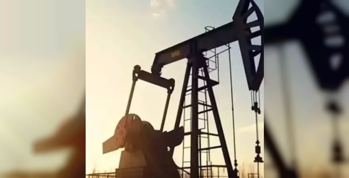 Brent petrol fiyatları, stok artışı ve OPEC+ spekülasyonlarıyla dalgalanıyor