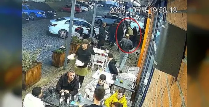 Bursa'da şeker kaçıran öğrenci, restoran sahibinin Heimlich manevrasıyla kurtarıldı