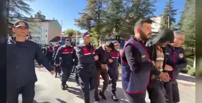Çoban kılığındaki kablo hırsızları JASAT operasyonuyla çökertildi: 9 tutuklama