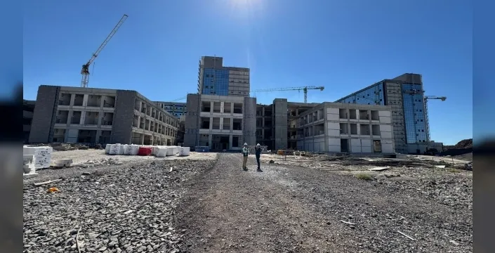 Diyarbakır şehir hastanesi'nde yüzde 58 tamamlanma
