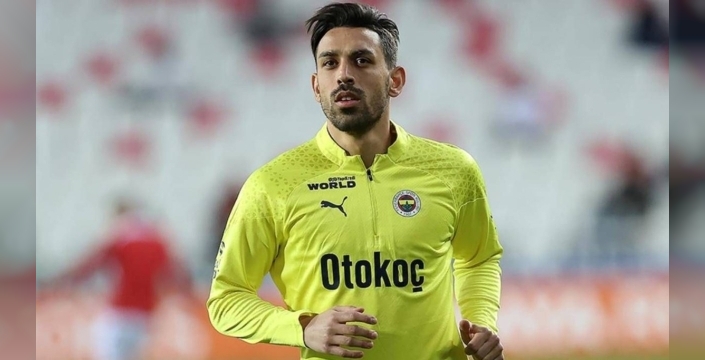 Fenerbahçe'de İrfan Can Kahveci ve Cenk Tosun kadro dışı