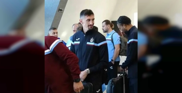 Galatasaray derbisi öncesi Fırtınanın kadrosu netleşti: Onuachu ile Sikan İstanbulda!