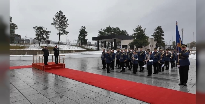 Genelkurmay Başkanı Orgeneral Selçuk Bayraktaroğlu Kosova'da temaslarda bulundu