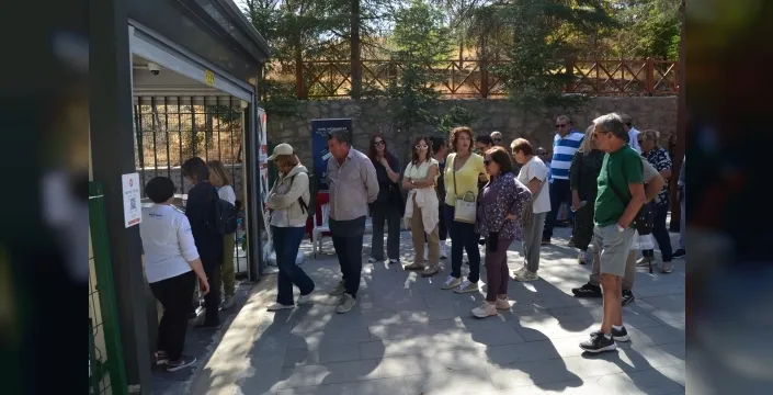 Ihlarada sonbahar büyüüsü: Rengarenk yapraklar ve mistik atmosfer turistleri çağırıyor!