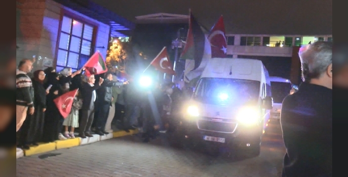 İsrail'den alıkonulan 137 aktivist İstanbul'a indi