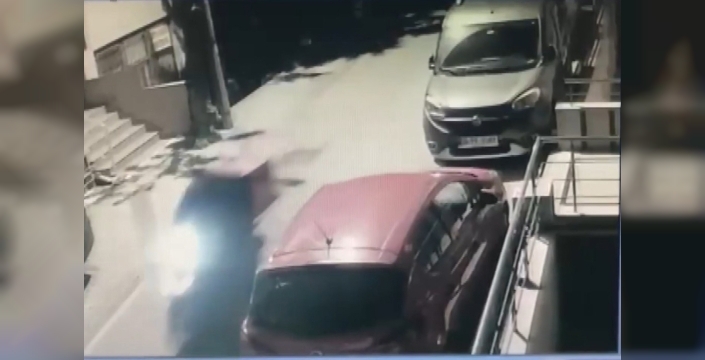 İstanbul'da motosiklet hırsızları güvenlik kameralarına takıldı, tutuklandılar
