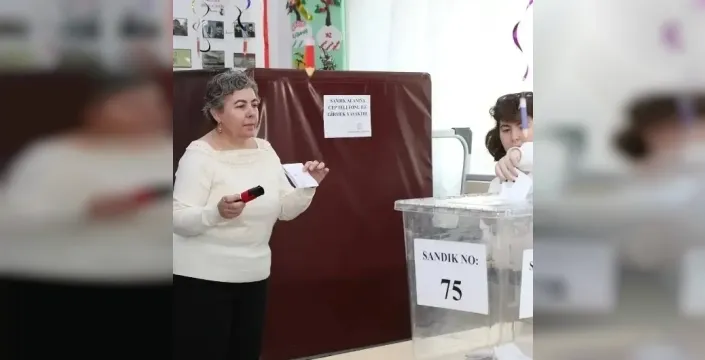 KKTC'de cumhurbaşkanı seçiminde oy verme işlemi başladı