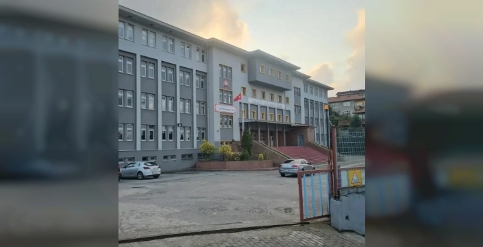 Lisede sigara kavgası: 'Kullanmıyorum' diyen öğrenciye yumruk