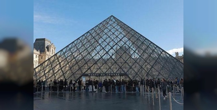 Louvre soygunu sonrası önemli adım: Değerli mücevherler taşındı