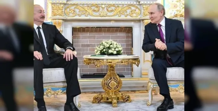 Putin ve Aliyev, AZAL uçağının düşmesiyle ilgili konuştu: Olayın ilk nedeni Ukrayna