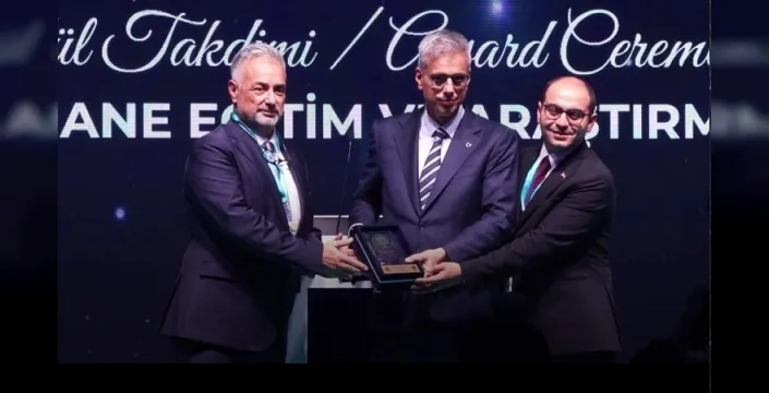 Sağlık Bakanı Memişoğlu: Gazze'deki insani trajediyi göz ardı edemeyiz
