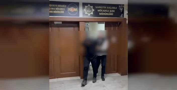 Sakarya'da uyuşturucu operasyonu: Kuyumcu soygunu paraları ele geçirildi