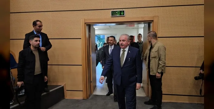 şentop beunda ilk dersi ateşledi: türkiyenin güçlü geleceğini anlattı