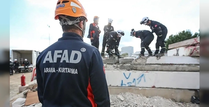 Sındırgı depremi: 729 binada 1036 bağımsız bölüm hasar gördü