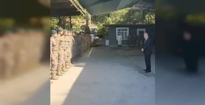 Suriye'de görev yapacak özel harekat polisleri dualarla uğurlandı