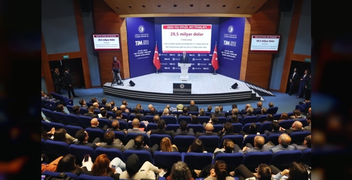 Ticaret Bakanı Bolat: Eylül ihracatı rekoru kırıldı, İsrail ile 1,5 yıldır ticaret yok