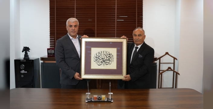 TÜMOSANdan Osmaniyeye yeni tarım merkezi: Börklüler Otomotiv açıldı