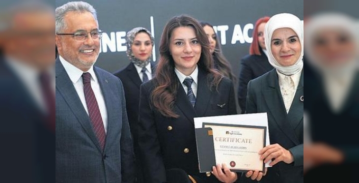 Türk Hava Yolları'nda Pilot Mezuniyet Töreni: Kadın Pilotlara Vurgu