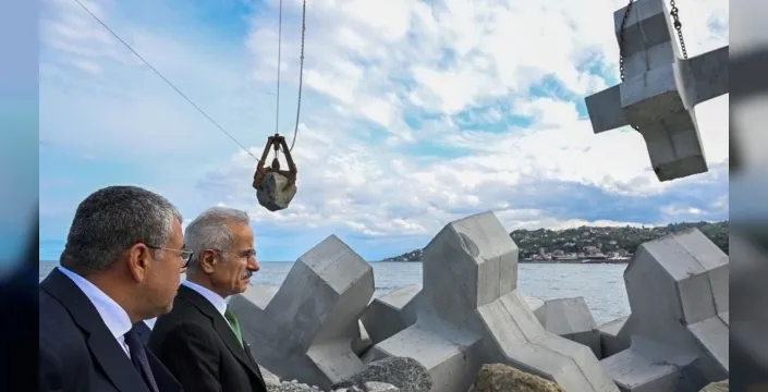 Ulaştırma Bakanı Uraloğlu: İyidere Lojistik Limanı Karadeniz'in yeni adresi olacak