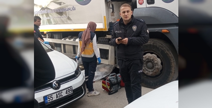 Vezirköprü'de çöp kamyonu dehşeti: 78 yaşındaki yaşlı adam hayatını kaybetti