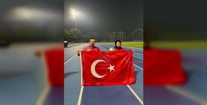 Zübeyde Süpürgeci, Hindistanda gümüş madalyayı kaptı