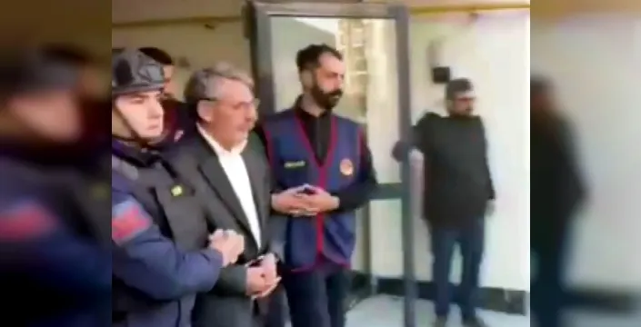 22 yıllık firari kardeş katili, annenin evinde şok yakalanma