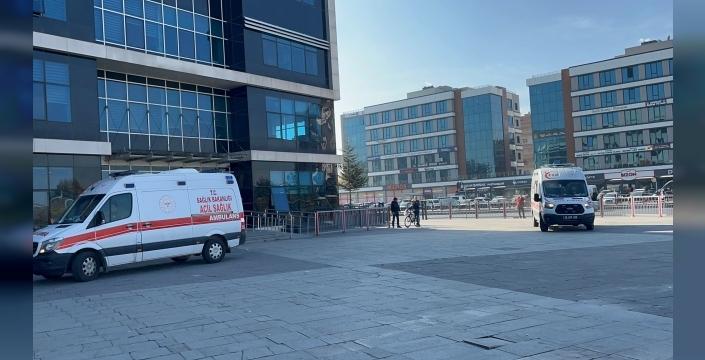 Adliye önünde boşanma dramı: Duruşma sonrası çıkan kavgada 5 kişi yaralandı