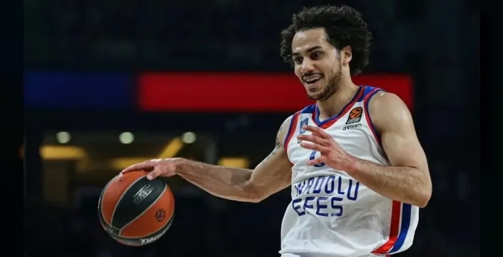Anadolu Efes'te şok sakatlık: Shane Larkin 8 hafta yok