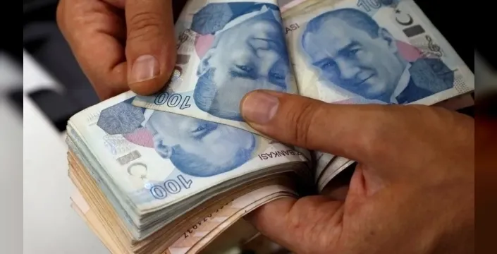 Atm'lerde yeni dönem: Para çekme ve yatırma limitleri yeniden belirleniyor!