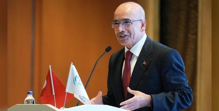 Bakan Şimşek'ten flaş açıklamalar: Türkiye'nin yeşil dönüşüm potansiyeli ve ekonomik gelecek stratejisi ortaya kondu!