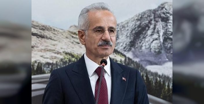 Bakan Uraloğlu'ndan şok itiraf: 'Dünya bize hayran kalıyor!'