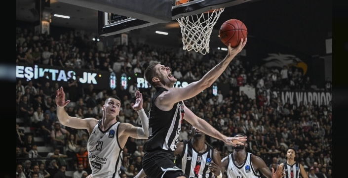 Beşiktaş'tan nefes kesen geri dönüş: Dolomiti Energia'yı evinde yıktı!