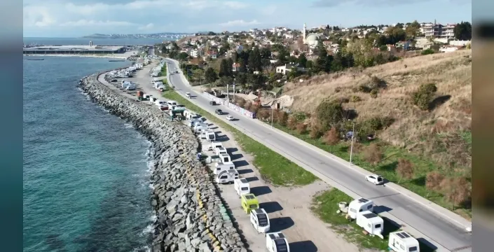 Beylikdüzü'nde karavan krizi: Mahalleli tepkili