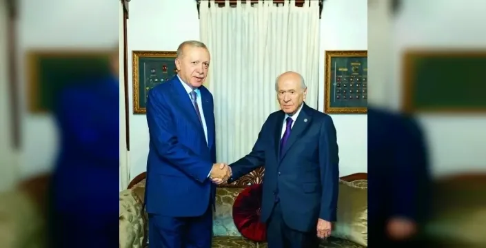Erdoğan ve Bahçeli'nin yoğun zirvesi: Uçak kazası ve yeni hukuk hamleleri