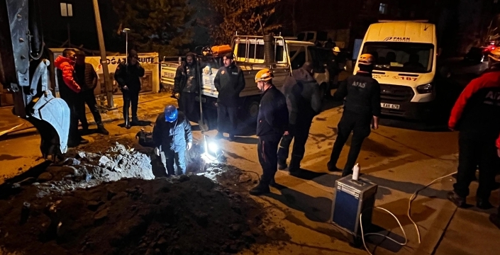 Erzurum'da doğal gaz sızıntısı alarmı: Ekipler seferber oldu
