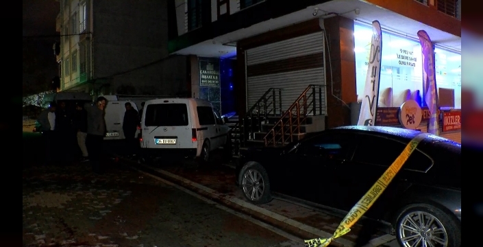 Esenyurt'ta kanlı hesaplaşma: Alacak verecek kavgası 8 kişiyi hastanelik etti