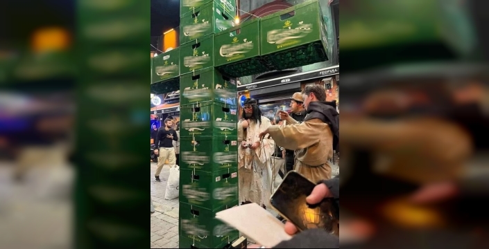 Eskişehirde cadılar bayramı provokasyonu: Bira kasalarıyla haç işareti yapan 3 kişi adliyeye sevk edildi