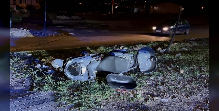 Fethiyede acı kaza: Üniversiteli Eren, motosikletiyle refüje çarpıp can verdi