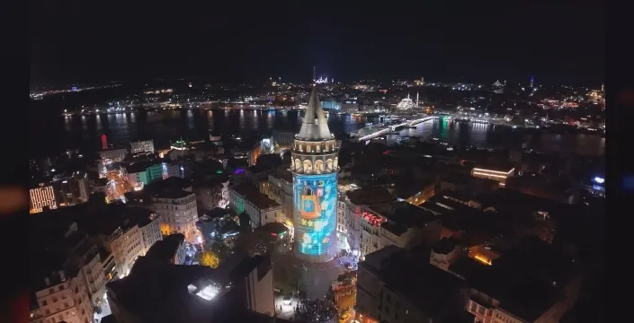 Galata Kulesi ışıklandı: E-Ticaret Haftası'na Göz kamaştıran lazer şovu!