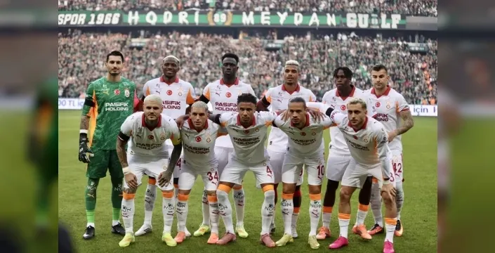 Galatasaray'da şok! Yıldız futbolcu Kocaelispor maçında ağır sakatlandı: Taraftarlar endişeli!