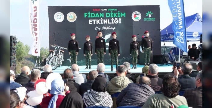 Gazze'de hayatını kaybeden çocuklar için İstanbul'da 10 bin fidan toprakla buluştu: Umut ve dayanışma ağaçları dikildi