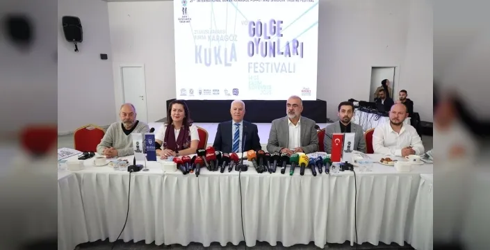 Gölge oyunu sanatı Bursa'da yeniden canlanıyor: 21. Uluslararası Festival başlıyor!