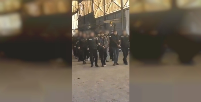 Orhangazide insanlık dramı: 17 kaçak göçmen yasa dışı barınma ve iş gücü olarak kullanıldı, 2 kişi tutuklandı!