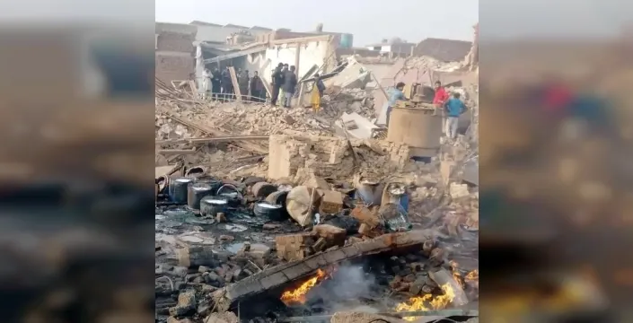 Pakistan'da tutkal fabrikasında gaz sızıntısı faciası: 18 can gitti, 21 kişi yaralandı!