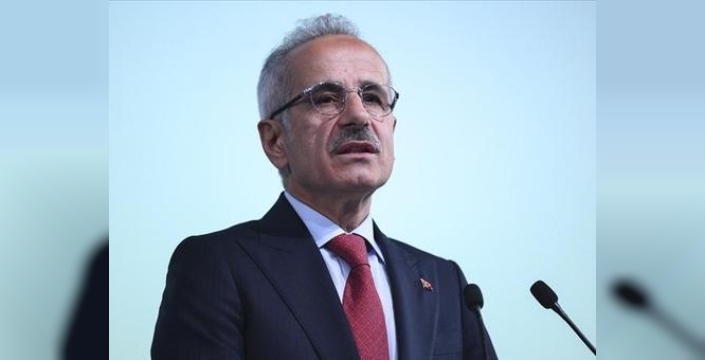 Panama ile denizcilik anlaşması Türkiye'yi küresel sahneye taşıyor: Uraloğlu'ndan gurur veren açıklamalar!